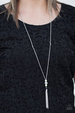 Load image into Gallery viewer, Century Shine Green Necklace