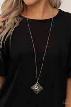 Load image into Gallery viewer, Timelessly Tilted Green Necklace