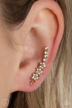 Load image into Gallery viewer, Flowery Finale Gold Earring