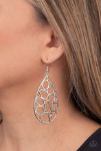 Load image into Gallery viewer, Reshaped Radiance Silver Earring
