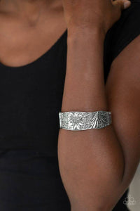 Daisy Paradise Silver Bracelet