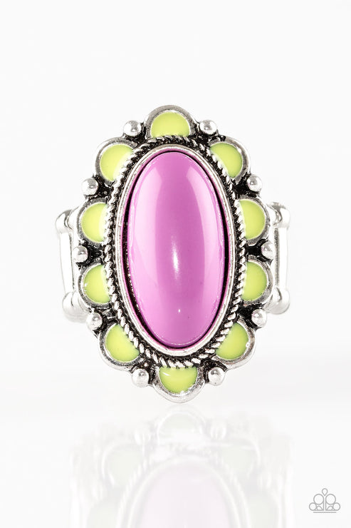 Beach Bloom Green Ring
