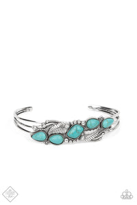 Cottage Living Blue Bracelet