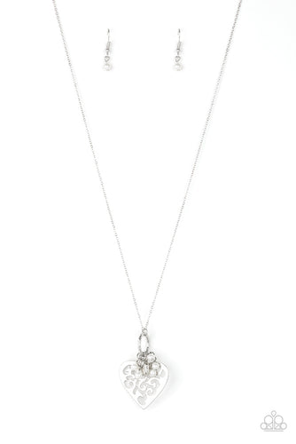 Romeo Romance White Necklace