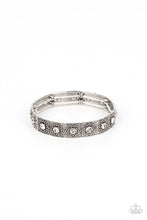 Load image into Gallery viewer, Venetian Valentine White Bracelet
