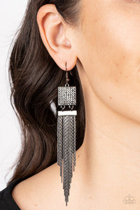 Dramatically Deco Black Earring