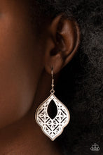 Load image into Gallery viewer, Thessaly Terrace White Earring