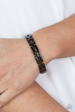 Load image into Gallery viewer, Closed Circuit Strategy Black Bracelet