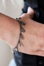 Load image into Gallery viewer, Diamond Dunes Black Bracelet