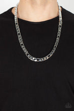 Load image into Gallery viewer, Metro Beau Silver Necklace