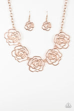 Load image into Gallery viewer, Budding Beauty Gold Necklace