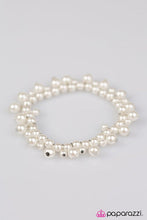 Load image into Gallery viewer, Date With Divine White Bracelet