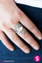 Load image into Gallery viewer, Glamour Garden White Ring