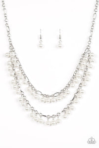 Beauty Shop Fashion White Necklace