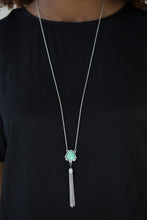 Load image into Gallery viewer, The Glow Show Green Necklace