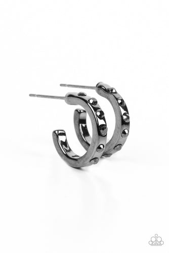Gallant Glitz Black Earring