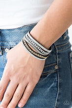 Load image into Gallery viewer, Fashion Fiend Black Bracelet