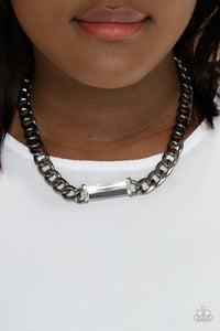 Urban Royalty Black Necklace