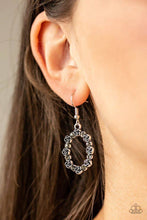 Load image into Gallery viewer, Rosy Royal Silver Earring