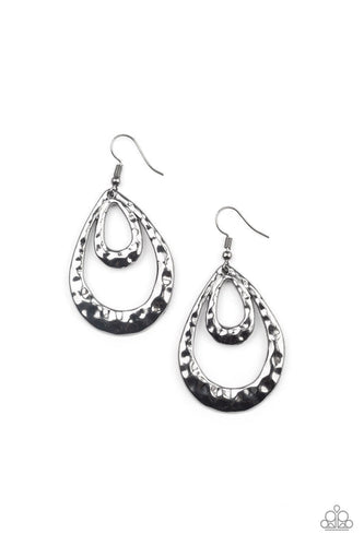 Museum Muse Black Earring