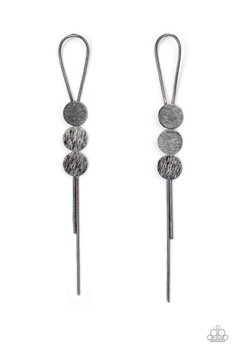 Bolo Beam Black Earring