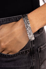 Load image into Gallery viewer, Grounded Grace Silver Bracelet