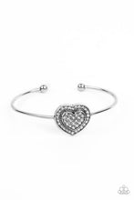 Load image into Gallery viewer, Stunning Soulmates White Bracelet