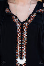 Load image into Gallery viewer, Mesa Moon White Necklace