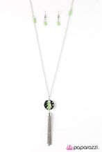 Load image into Gallery viewer, Extraordinary Explorer Green Necklace