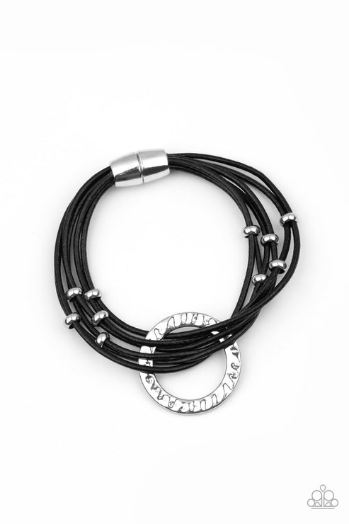 Magnetic Muse Black Bracelet