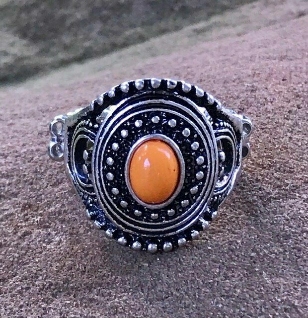 Oasis Moon Orange Ring