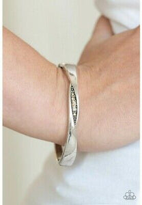 Glittering Grit White Bracelet