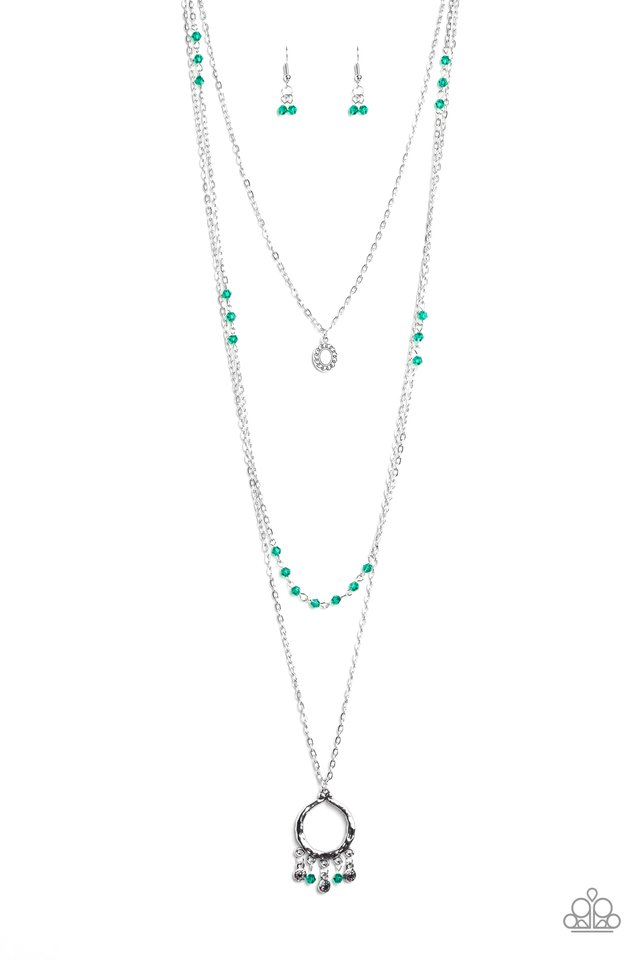 Treasures and Trinkets Green Necklace