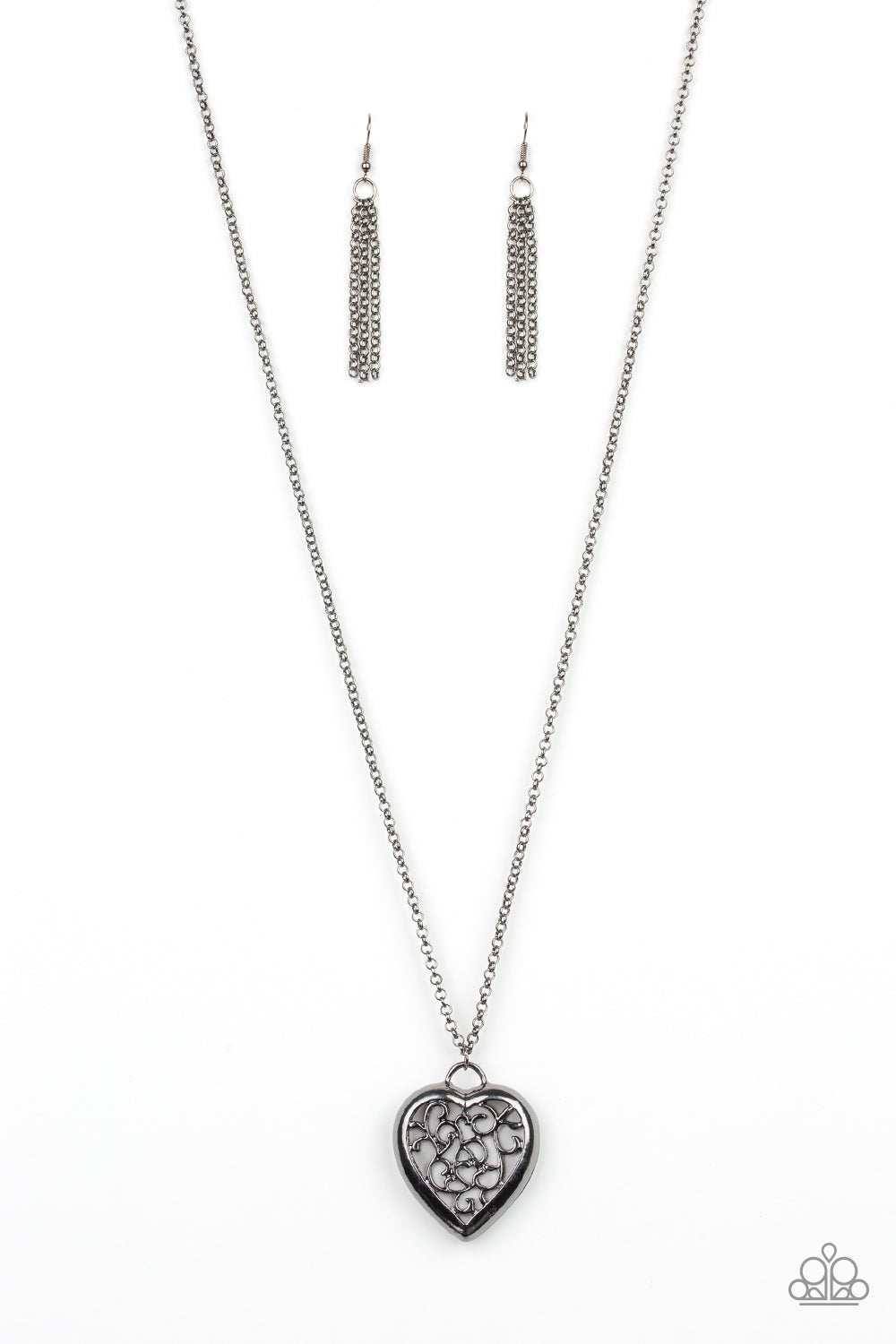Victorian Valentine Black Necklace
