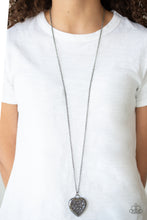 Load image into Gallery viewer, Victorian Valentine Black Necklace