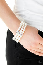 Load image into Gallery viewer, Ritzy Ritz White Bracelet