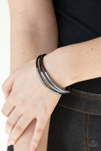 Load image into Gallery viewer, Magnetic Maverick Black Bracelet