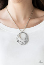 Load image into Gallery viewer, Texture Trio Silver Necklace