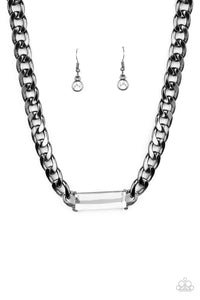 Urban Royalty Black Necklace