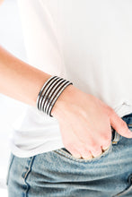 Load image into Gallery viewer, Disco Dazzle Black Bracelet