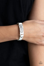 Load image into Gallery viewer, Take The LEAF White Bracelet