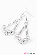 Load image into Gallery viewer, Dressed in Radiance Silver Earring