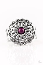 Load image into Gallery viewer, Daringly Daisy Purple Ring