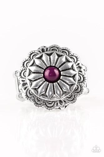Daringly Daisy Purple Ring