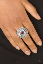 Load image into Gallery viewer, Daringly Daisy Purple Ring