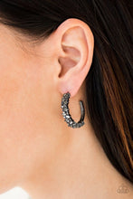 Load image into Gallery viewer, Glitter Galaxy Black Earring