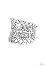 Load image into Gallery viewer, Villa Vibe Silver Ring
