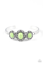 Load image into Gallery viewer, Stone Sage Green Bracelet