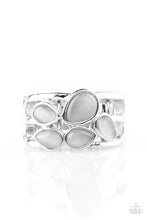 Load image into Gallery viewer, Dreamy Glow Silver Ring