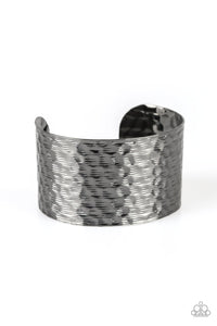 Simmering Shimmer Black Bracelet